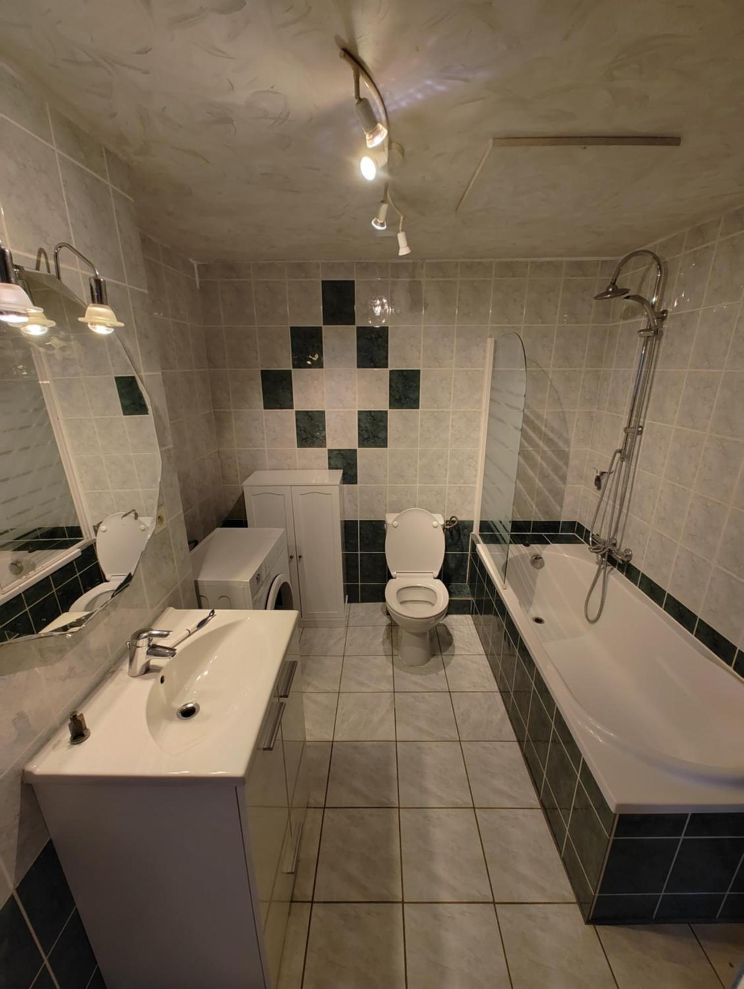 Cosy Triplex 3 Chambres Pont-de-lʼArche Εξωτερικό φωτογραφία